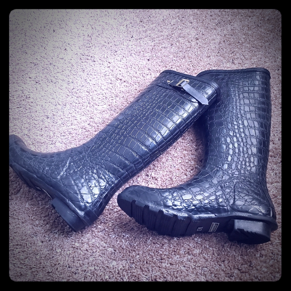 Rain Boots. Perfect for spring -Christian Siriano